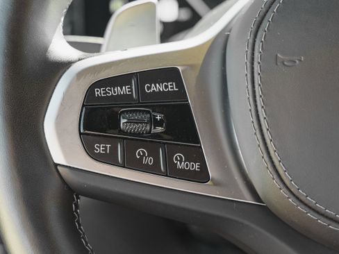 Used 2026 BMW X5 M60i image 17