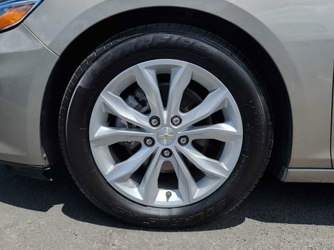 Used 2022 Chevrolet Malibu LT FWD image 18