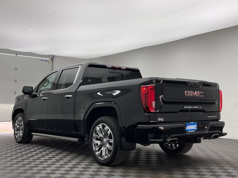 Used 2024 GMC Sierra 1500 Denali AWD/4WD image 14