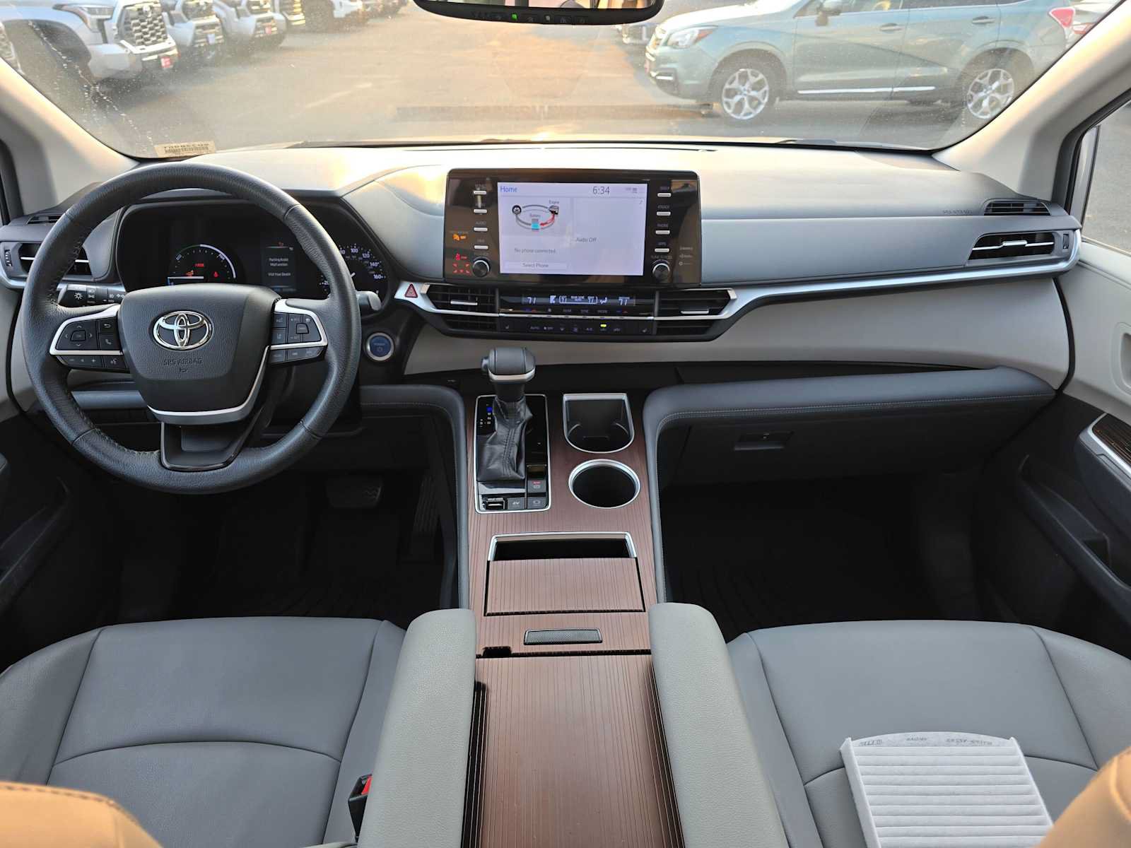 Certified 2021 Toyota Sienna XLE FWD image 22