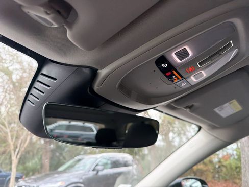 Certified 2023 Volvo XC60 B5 Plus w/ Protection Package Premier image 33