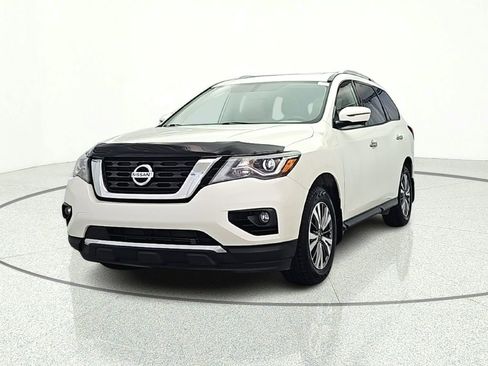 Used 2020 Nissan Pathfinder SL AWD/4WD image 2