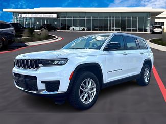 Used 2023 Jeep Grand Cherokee L Laredo AWD/4WD video 1