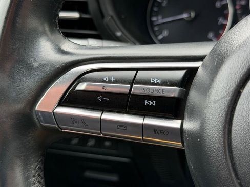 Used 2020 MAZDA MAZDA3 AWD Sedan w/ Preferred Package image 34