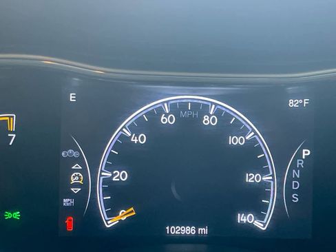 Used 2015 Jeep Grand Cherokee Altitude AWD/4WD image 15