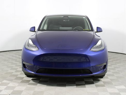 Used 2023 Tesla Model Y Long Range image 2