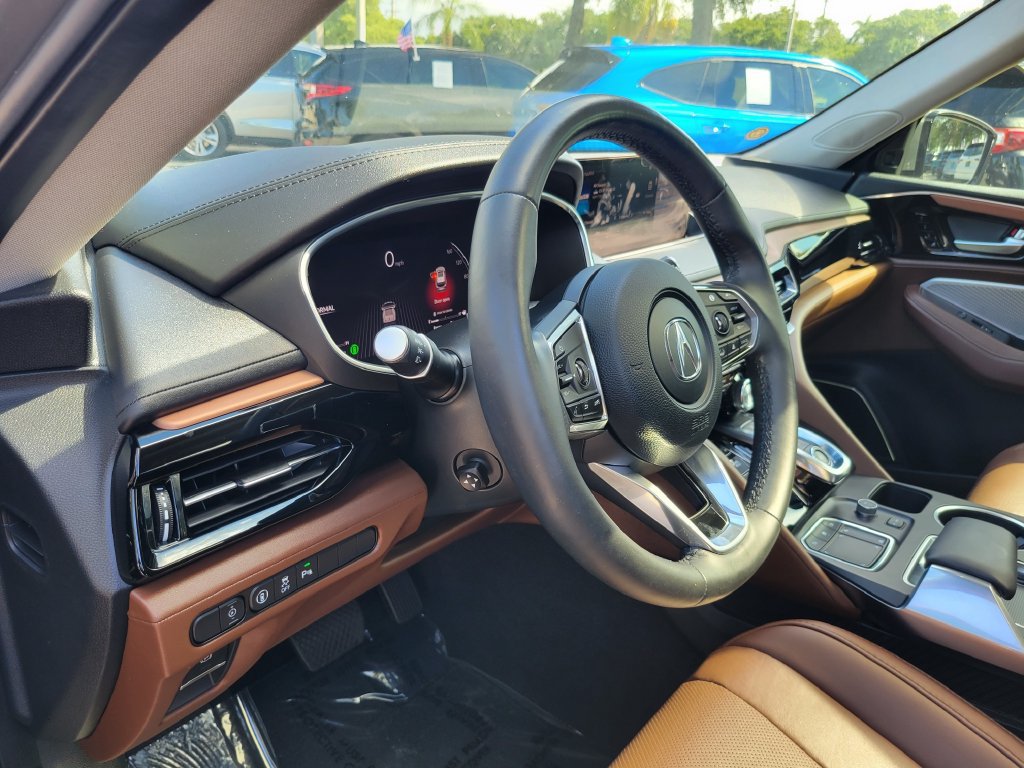 Used 2024 Acura MDX w/ Technology Package AWD/4WD image 16