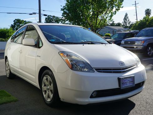 Used 2007 Toyota Prius Touring image 7
