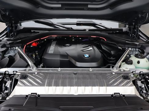 Used 2025 BMW X3 xDrive30i w/ Premium Package image 39