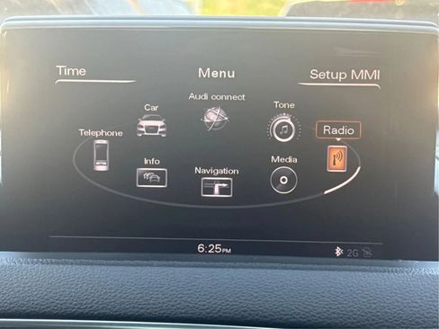 Used 2017 Audi Q3 2.0T Premium Plus w/ Premium Plus Package FWD image 14