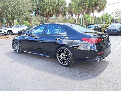 Used 2023 Mercedes-Benz C 300 Sedan image 4