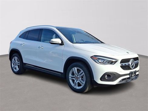 Certified 2022 Mercedes-Benz GLA 250 4MATIC w/ Premium Package Lite image 3