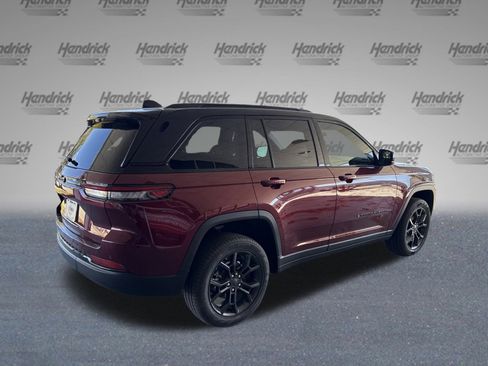 New 2025 Jeep Grand Cherokee Limited AWD/4WD image 4
