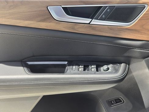 Certified 2026 Volkswagen Atlas SE w/ Panoramic Sunroof Package FWD image 28