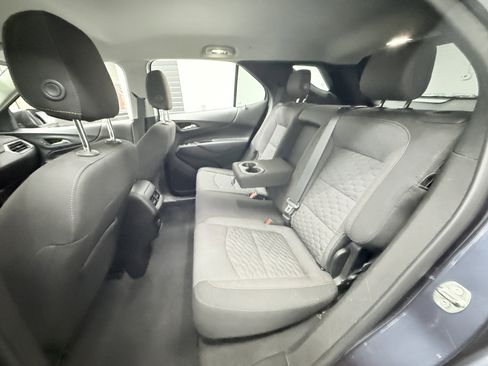 Used 2018 Chevrolet Equinox LT image 25