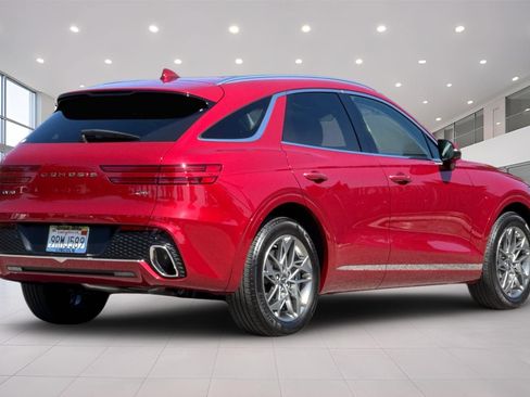 Used 2025 Genesis GV70 2.5T AWD/4WD image 4