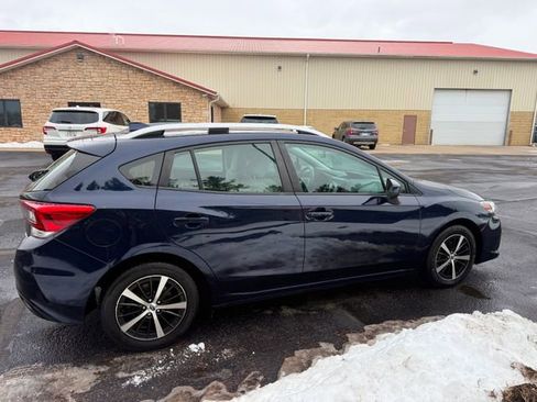 Used 2021 Subaru Impreza Premium image 4