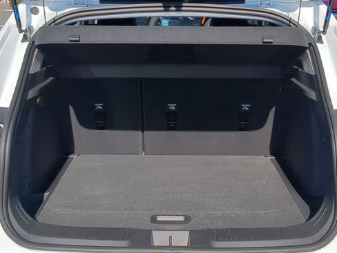 Used 2025 Chevrolet Trax LT w/ Driver Confidence Package image 27