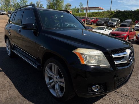 Used 2010 Mercedes-Benz GLK 350 2WD image 3