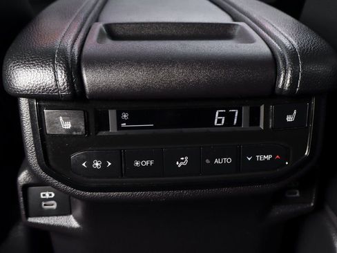 Used 2024 Toyota Grand Highlander AWD image 48