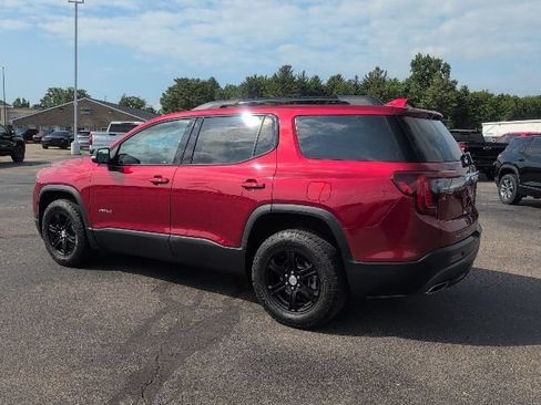 Used 2023 GMC Acadia AT4 w/ Technology Package AWD/4WD image 4