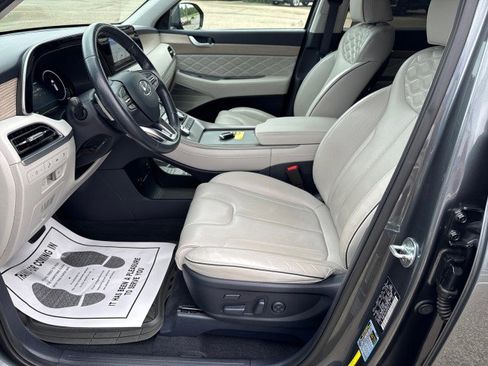 Used 2022 Hyundai Palisade Calligraphy image 11