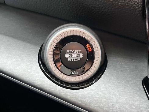 New 2026 Jeep Grand Wagoneer 4WD w/ Premium Group I image 31