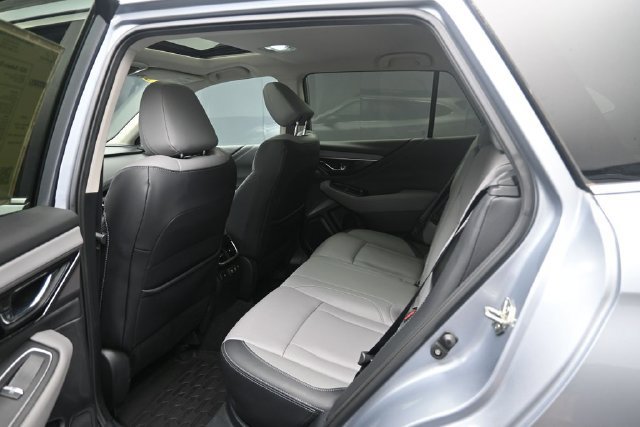 Used 2021 Subaru Outback Limited w/ Popular Package #2 AWD/4WD image 26