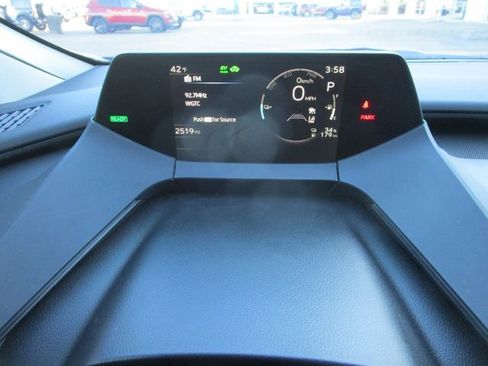 Used 2026 Toyota Prius Plug-In Hybrid FWD image 24