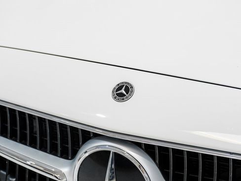 Used 2022 Mercedes-Benz C 300 Sedan image 40