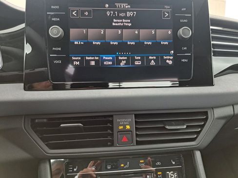 New 2026 Volkswagen Jetta SE image 12