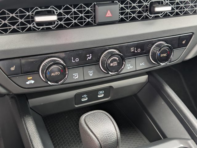 Used 2025 Honda Accord SE image 17