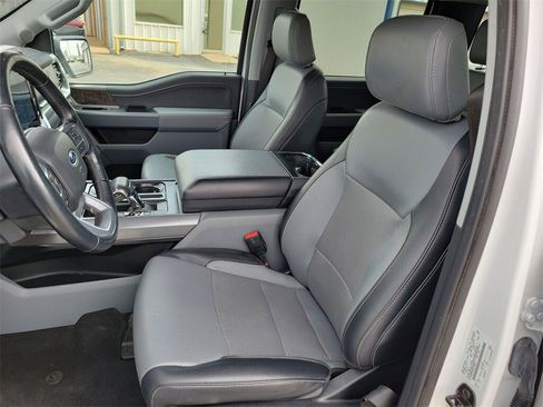 Used 2023 Ford F150 Lariat image 16