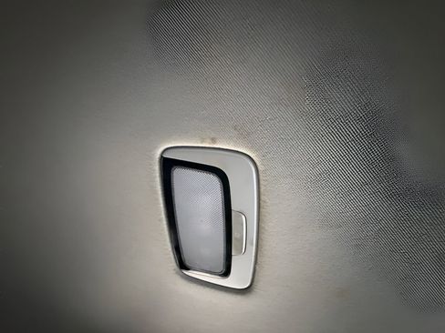 Used 2021 Kia Seltos S image 26