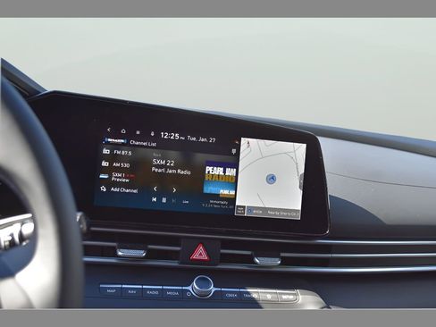 New 2026 Hyundai Elantra Limited FWD image 22