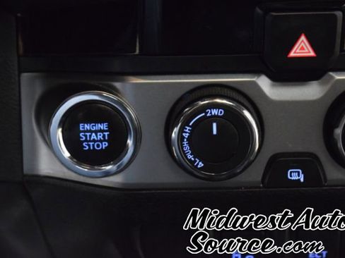 Used 2017 Toyota Tacoma Limited w/ Tow Package AWD/4WD image 23