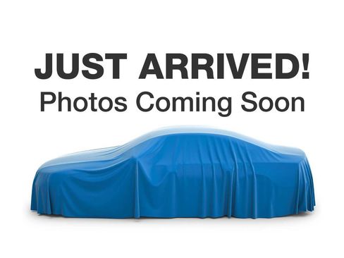 Used 2019 Toyota Camry XSE image 2