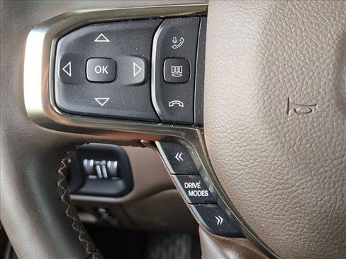 Used 2025 RAM 1500 Limited w/ Trailer Tow Group image 12