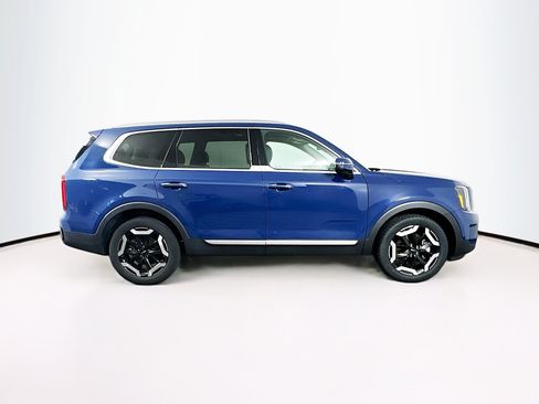 Used 2025 Kia Telluride S FWD image 10