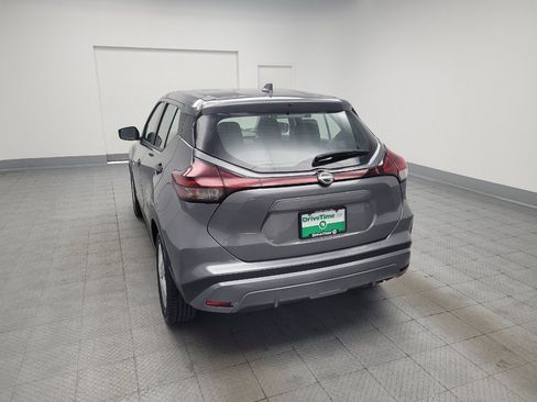Used 2023 Nissan Kicks S FWD image 6