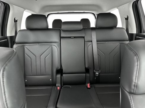 New 2025 Hyundai Santa Fe SEL image 16