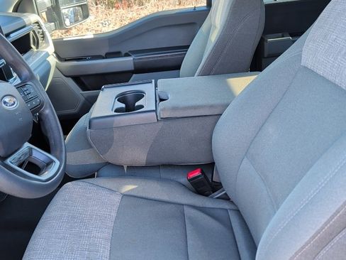 Used 2025 Ford F250 XLT image 7