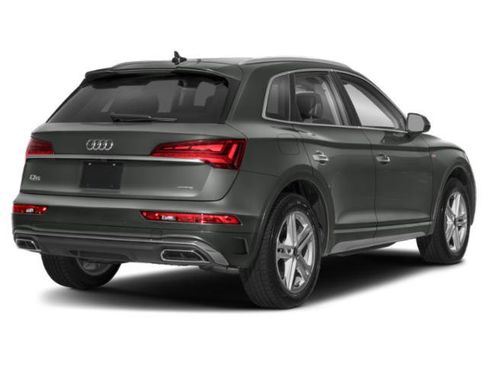 Used 2025 Audi Q5 e Premium Plus w/ Premium Plus Package AWD/4WD image 2