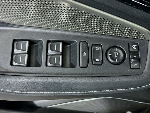 Used 2023 Acura MDX SH-AWD w/ Technology Package image 15