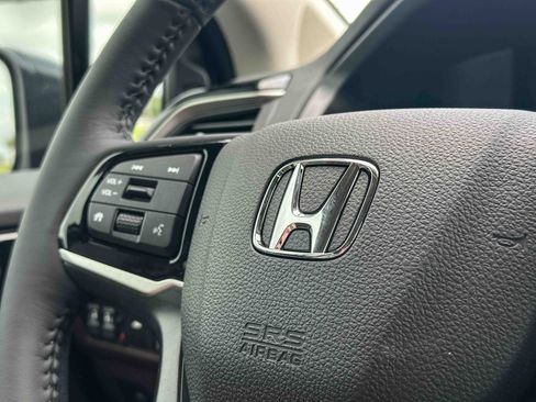 New 2026 Honda Odyssey Touring image 24