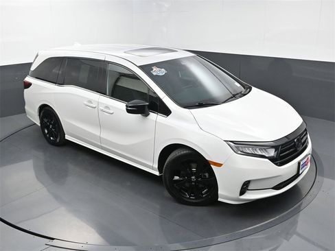 Used 2023 Honda Odyssey Sport image 34