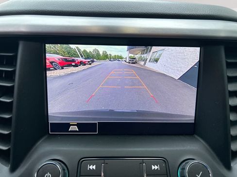 Used 2023 GMC Acadia SLT w/ Preferred Package AWD/4WD image 15