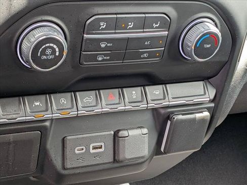 Used 2022 Chevrolet Silverado 1500 Custom RWD image 14