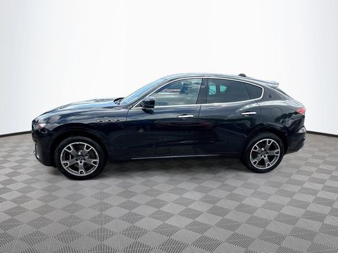 Used 2023 Maserati Levante Modena AWD/4WD image 9
