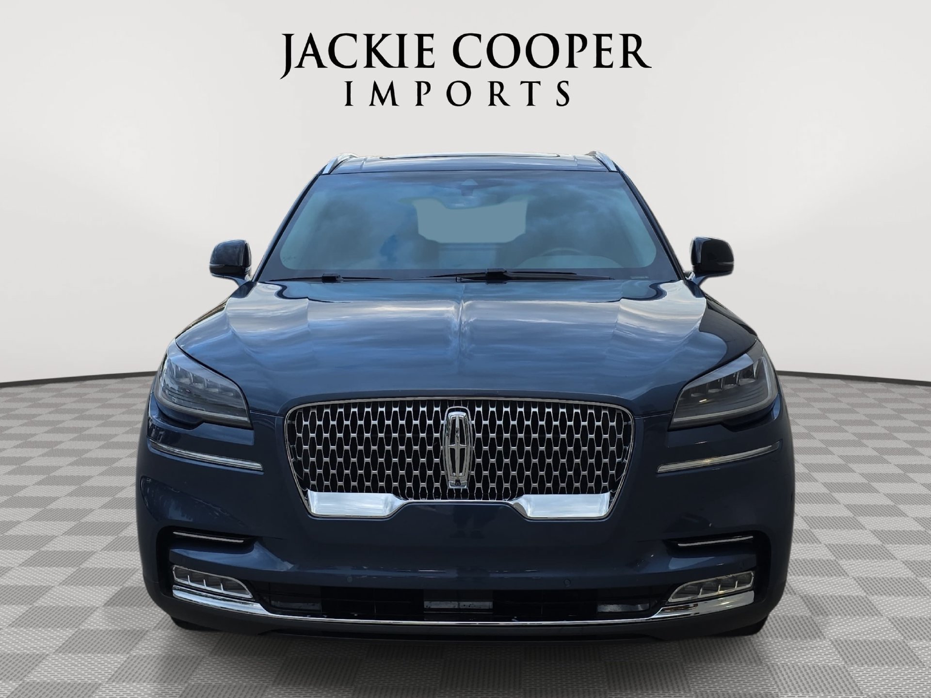 Used 2020 Lincoln Aviator Reserve w/ Equipment Group 201A RWD image 2